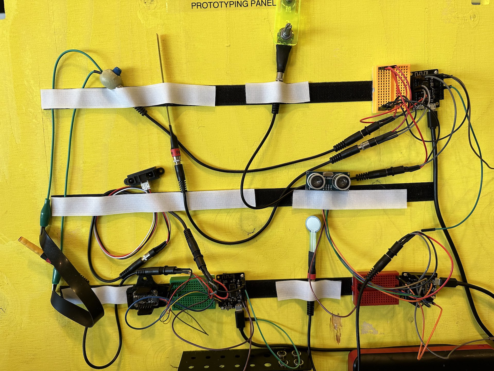 A picture of a prototype panel of the Organium